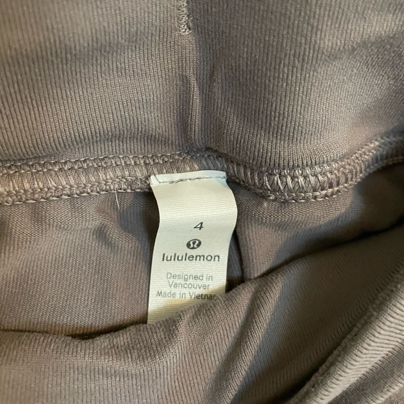 Lululemon Ready to Rulu Jogger | Size 4 - Picture 5 of 5